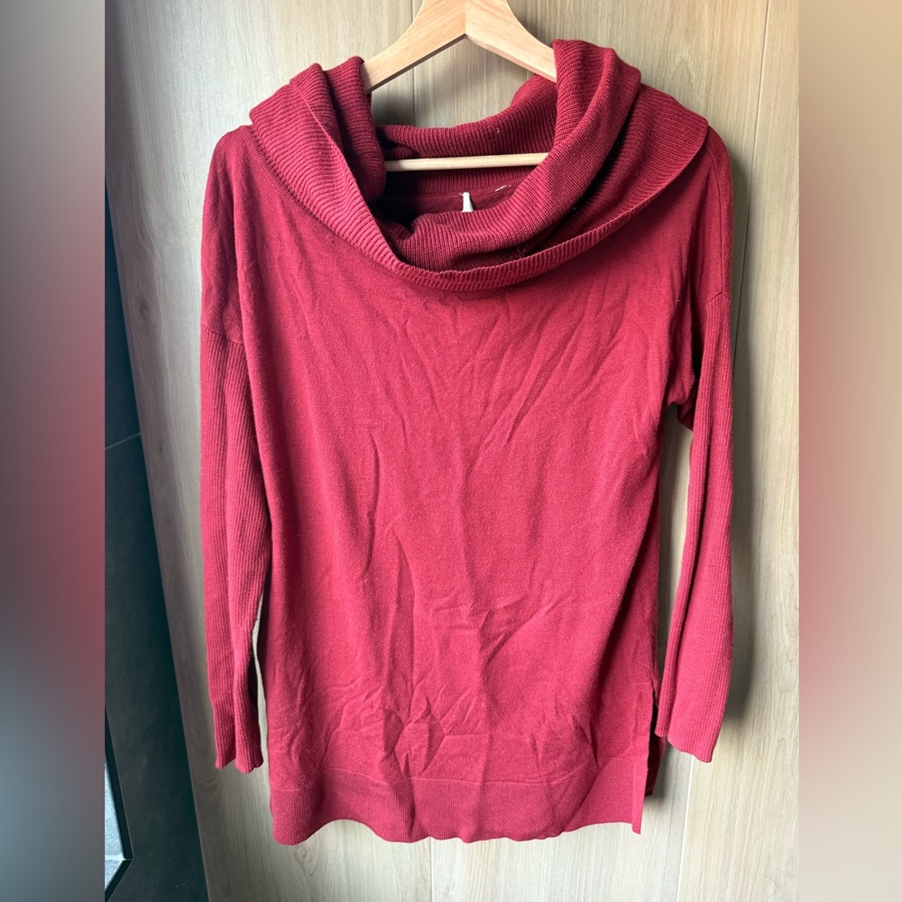 Caslon Rich Red Turtleneck Sweater